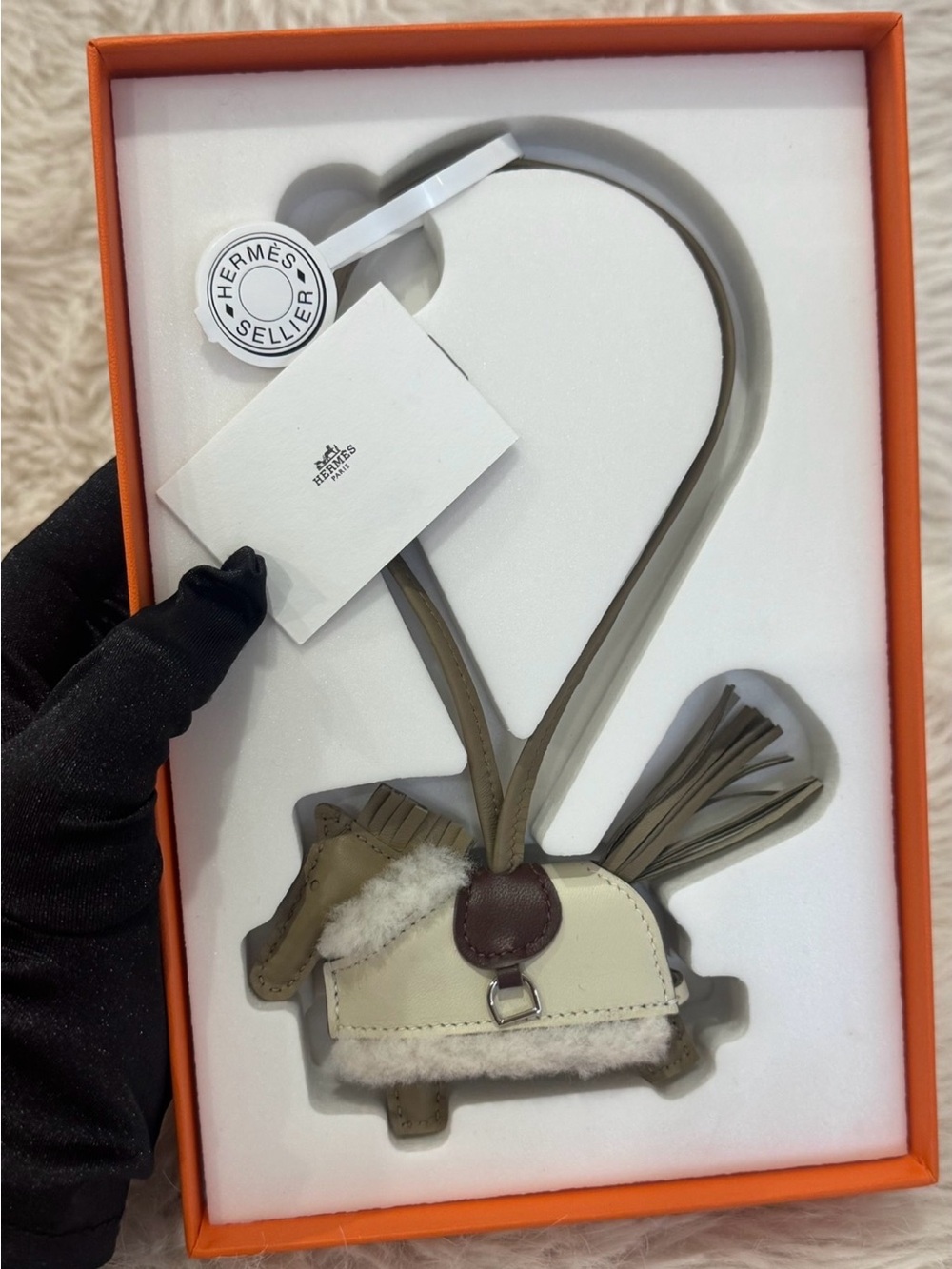 Hermes shearling plus robeo